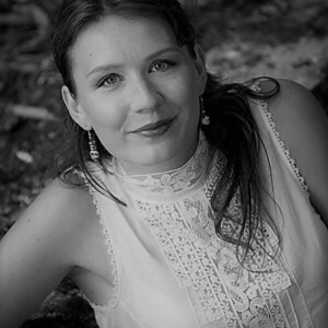 Emmélie WIART Maisons-Alfort, , Périnéologie Féminine, Périnéologie Pédiatrique, Prise en charge en Pré & Post Partum, Sexologie Féminine, Douleurs pelviennes chroniques, Prise en charge des Diastasis, Contentions souples / Taping, Pratique sportive & Périnéologie, Conseils à la pose de Pessaire, Kinésithérapie & Cancer du Sein, Prise en charge des Lymphœdèmes, Drainage Lymphatique Manuel, Pose de bandes et compressions veino-lymphatiques, Traitement des cicatrices, Gymnastiques abdominales, Yoga en Pré & Post Natal, Portage Physiologique, Réflexologie, Conseils nutritionnels, Aromathérapie, Yoga & Cancer du Sein, Prise en charge de l'Endométriose, Accompagnement des femmes en PMA