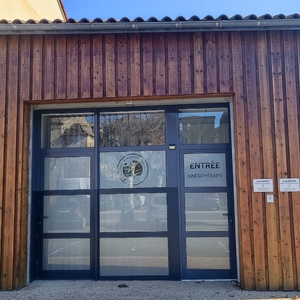 Laura PARISOT Beaumont-du-Périgord, , Périnéologie Féminine, Prise en charge des Diastasis, Gymnastiques abdominales, Prise en charge des femmes en Pré & Post Partum, Kinésithérapie & Cancer du Sein, Douleurs (algies) pelviennes chroniques