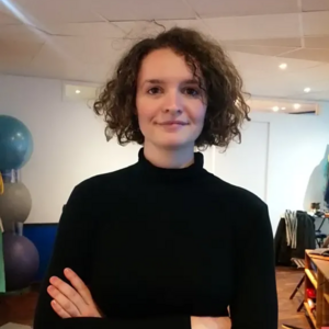 Claire DESMOULIN Paris 14, , Périnéologie Féminine, Pilates en cours collectif, Pratique sportive & Périnéologie