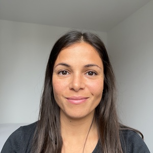 Jihane ISLA  Marseille, , Kinésithérapie & Cancer du Sein, Pilates & Cancer du Sein, Yoga & Cancer du Sein, Périnéologie Féminine