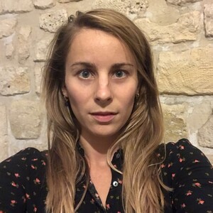 Solenn CHOJNICKI - Cabinet SOHA Kiné Prévention Rennes, , Gymnastiques abdominales, Périnéologie Féminine, Pilates en cours collectif, Pratique sportive & Périnéologie, Prise en charge de l'Endométriose, Prise en charge des Diastasis, Prise en charge des femmes en Pré & Post Partum, Yoga en cours collectif, Yoga en Pré & Post Natal
