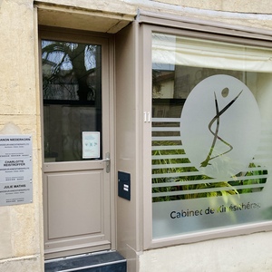 Manon RUSPINI  Nancy, , Douleurs (algies) pelviennes chroniques, Gymnastiques abdominales, Périnéologie Féminine, Prise en charge de l'Endométriose, Prise en charge des Diastasis, Utilisation des techniques de Técarthérapie