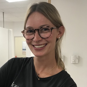 Laura POLTORATZKY Montpellier, , Drainage Lymphatique Manuel, Gymnastiques abdominales, Kinésithérapie & Cancer du Sein, Prise en charge des Diastasis, Prise en charge des femmes en Pré & Post Partum, Prise en charge des Lymphœdèmes, Traitement des cicatrices