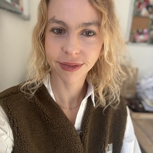 Ambre-Perle FRANCO  Cabriès, , Conseils nutritionnels / Micronutrition, Douleurs (algies) pelviennes chroniques, Gymnastiques abdominales, Périnéologie Féminine, Pilates en cours collectif, Pilates en Pré & Post Natal, Prise en charge de l'Endométriose, Prise en charge des Diastasis, Thérapeutiques manuelles & ostéopathiques en Périnéologie, Traitement des cicatrices, Utilisation des techniques de Técarthérapie, Prise en charge des femmes en Pré & Post Partum, Drainage Lymphatique Manuel, Kinésithérapie & Cancer du Sein, Pilates & Cancer du Sein, Pose de bandes et compressions veino-lymphatiques, Prise en charge de la Congestion Veineuse Pelvienne, Prise en charge des Lymphœdèmes, Yoga & Cancer du Sein, Yoga en cours collectif, Yoga en Pré & Post Natal