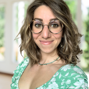 Magalie PERNA - Cabinet Ondes de Vie Audun-le-Tiche, , Contentions souples / Taping, Massage Pédiatrique, Portage Physiologique, Prise en charge des femmes en Pré & Post Partum, Yoga en Pré & Post Natal, Périnéologie Féminine, Prise en charge de l'Endométriose, Réflexologie plantaire, Orthopédie Pédiatrique – torticolis congénital, plagiocéphalie