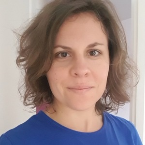 Déborah ARANIAS Paris 17, , Périnéologie Féminine, Périnéologie Masculine, Rééducation Ano-Rectale, Prise en charge des femmes en Pré & Post Partum, Douleurs (algies) pelviennes chroniques, Prise en charge de l'Endométriose, Prise en charge des Diastasis, Gymnastiques abdominales, Conseils nutritionnels / Micronutrition, Posturologie en Périnéologie, Prise en charge des Lymphœdèmes, Prise en charge de la Congestion Veineuse Pelvienne