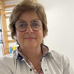 Karine VALLEE REYNIER Condé-sur-Huisne, , Gymnastiques abdominales