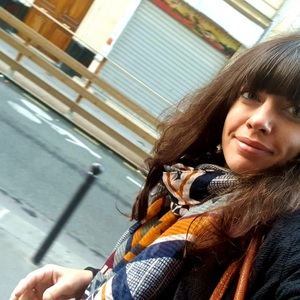 Laetitia BARBIE Grenoble, , Périnéologie Féminine, Périnéologie Pédiatrique, Douleurs (algies) pelviennes chroniques, Prise en charge de l'Endométriose, Thérapeutiques manuelles & ostéopathiques en Périnéologie, Kinésithérapie & Cancer du Sein, Yoga en cours collectif, Utilisation des techniques de Técarthérapie