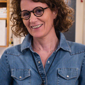 Juliette MOREAU Paris 12, , Kinésithérapie & Cancer du Sein, Drainage Lymphatique Manuel, Pilates & Cancer du Sein, Aromathérapie, Contentions souples / Taping, Traitement des cicatrices