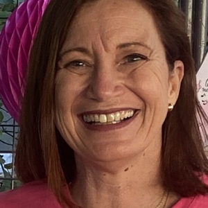 Cécile ROGNONI  Tourves, , Utilisation des techniques de Técarthérapie, Kinésithérapie & Cancer du Sein, Traitement des cicatrices, Pilates & Cancer du Sein, Yoga & Cancer du Sein, Contentions souples / Taping