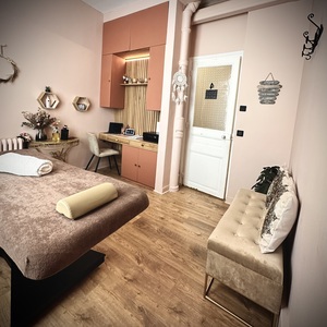 La Clinique du Drainage Médical  Paris 16, , Drainage Lymphatique Manuel, Kinésithérapie & Cancer du Sein, Pose de bandes et compressions veino-lymphatiques, Prise en charge des Lymphœdèmes, Prise en charge spécifique des transgenres, Traitement des cicatrices, Utilisation des techniques de Técarthérapie, Yoga & Cancer du Sein