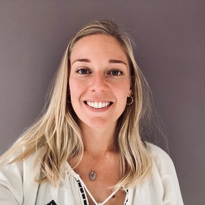 Mme Robin KUNSTMANN-COMBEE Saint-Paul-Trois-Châteaux, , Gymnastiques abdominales