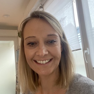 Emilie TOURAL  Lille, , Drainage Lymphatique Manuel, Gymnastiques abdominales, Kinésithérapie & Cancer du Sein, Périnéologie Féminine, Pilates & Cancer du Sein, Prise en charge des femmes en Pré & Post Partum, Traitement des cicatrices