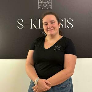 Caroline GASQUET Paris 16, , Douleurs (algies) pelviennes chroniques, Gymnastiques abdominales, Périnéologie Féminine, Pratique sportive & Périnéologie, Prise en charge de l'Endométriose, Prise en charge des Diastasis, Prise en charge des femmes en Pré & Post Partum, Rééducation Ano-Rectale, Conseils à la pose de Pessaire, Drainage Lymphatique Manuel