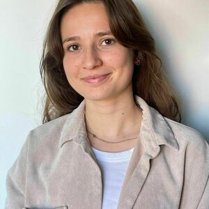 Célia ZEGHIDA Armentières, , Kinésithérapie & Cancer du Sein, Gymnastiques abdominales, Prise en charge des femmes en Pré & Post Partum, Douleurs (algies) pelviennes chroniques, Drainage Lymphatique Manuel, Pilates & Cancer du Sein, Pose de bandes et compressions veino-lymphatiques, Prise en charge des Diastasis, Prise en charge des Lymphœdèmes, Traitement des cicatrices, Pilates en cours collectif, Pilates en séance individuelle, Périnéologie Féminine