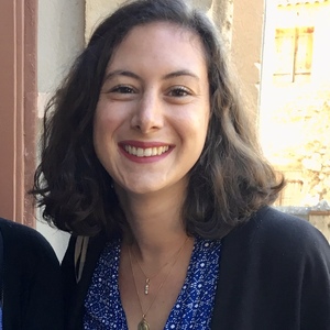 Laure VIOLET Bois-Colombes, , Douleurs (algies) pelviennes chroniques, Gymnastiques abdominales, Massage Pédiatrique, Orthopédie Pédiatrique – torticolis congénital, plagiocéphalie, Périnéologie Féminine, Pilates en Pré & Post Natal, Pratique sportive & Périnéologie, Prise en charge de l'Endométriose, Prise en charge des Diastasis, Prise en charge des femmes en Pré & Post Partum