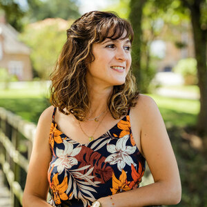 Amandine PAILLUSSON Saint-Nazaire, , Conseils nutritionnels / Micronutrition, Douleurs (algies) pelviennes chroniques, Gymnastiques abdominales, Massage Pédiatrique, Périnéologie Féminine, Portage Physiologique, Prise en charge de l'Endométriose, Prise en charge des femmes en Pré & Post Partum, Traitement des cicatrices, Yoga en Pré & Post Natal, Yoga en séance individuelle, Accompagnement des femmes en PMA