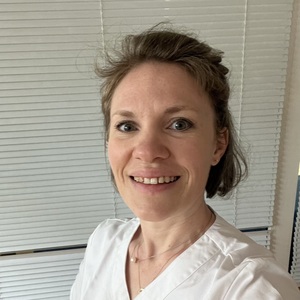 Aude BRUGNEAUX Cagnes-sur-Mer, , Gymnastiques abdominales