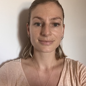 Emeline BAUWE Échiré, , Gymnastiques abdominales