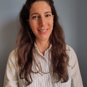 Jeanne IDRAC Nantes, , Drainage Lymphatique Manuel, Gymnastiques abdominales, Kinésithérapie & Cancer du Sein, Pilates & Cancer du Sein, Prise en charge des Lymphœdèmes, Traitement des cicatrices