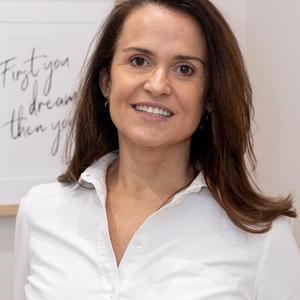 Ronisi SICHIROLLO DA SILVA Courbevoie, , Périnéologie Féminine, Périnéologie Masculine, Prise en charge des femmes en Pré & Post Partum, Prise en charge des Lymphœdèmes, Rééducation Ano-Rectale, Sexologie Féminine, Sexologie Masculine