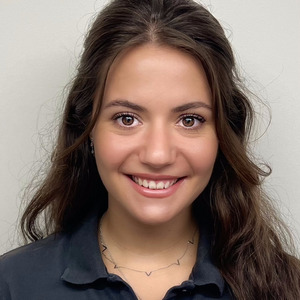 Julie RENAULT Paris 17, , Drainage Lymphatique Manuel, Gymnastiques abdominales, Périnéologie Féminine, Pratique sportive & Périnéologie, Prise en charge des Diastasis, Prise en charge des femmes en Pré & Post Partum, Prise en charge des Lymphœdèmes, Sexologie Féminine, Traitement des cicatrices, Utilisation des techniques de Técarthérapie, Kinésithérapie & Cancer du Sein, Prise en charge de l'Endométriose