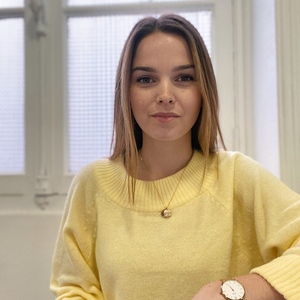 Léna BOUVIER Sucé-sur-Erdre, , Kinésithérapie & Cancer du Sein, Gymnastiques abdominales, Pilates en cours collectif, Pilates en séance individuelle, Traitement des cicatrices
