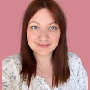 Ophélie TRAMBOUZE Montbéliard, , Prise en charge des femmes en Pré & Post Partum, Prise en charge des Diastasis, Gymnastiques abdominales, Pilates en cours collectif, Aromathérapie, Contentions souples / Taping, Périnéologie Féminine, Pilates en Pré & Post Natal, Pratique sportive & Périnéologie, Prise en charge de l'Endométriose, Yoga en Pré & Post Natal, Accompagnement des femmes en PMA, Conseils à la pose de Pessaire, Douleurs (algies) pelviennes chroniques, Prise en charge de la Congestion Veineuse Pelvienne, Traitement des cicatrices, Utilisation des techniques de Técarthérapie