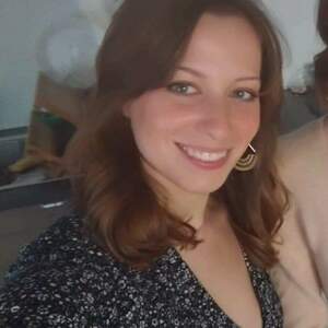 Odile LANDI Lyon, , Accompagnement des femmes en PMA, Gymnastiques abdominales, Massage Pédiatrique, Portage Physiologique, Prise en charge des Diastasis, Prise en charge des femmes en Pré & Post Partum, Traitement des cicatrices, Orthopédie Pédiatrique – malpositions du pied – pied bot varus équin, Orthopédie Pédiatrique – torticolis congénital, plagiocéphalie, Contentions souples / Taping, Pilates en cours collectif, Pilates en Pré & Post Natal, Pilates en séance individuelle, Yoga en cours collectif, Yoga en Pré & Post Natal, Yoga en séance individuelle, Douleurs (algies) pelviennes chroniques, Prise en charge de l'Endométriose