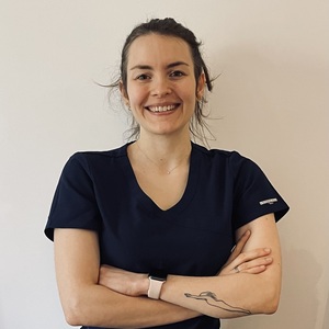 Marie DESRUELLE Loué, , Kinésithérapie & Cancer du Sein, Massage Pédiatrique, Périnéologie Féminine, Portage Physiologique, Sexologie Féminine, Pilates en Pré & Post Natal, Prise en charge des femmes en Pré & Post Partum, Yoga en Pré & Post Natal