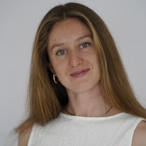Clémence ALIBERT  Biarritz, , Posturologie en Périnéologie