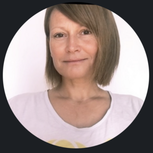 Jen SCHISCHKE Paris 11, , Kinésithérapie & Cancer du Sein, Prise en charge des Lymphœdèmes, Drainage Lymphatique Manuel, Pose de bandes et compressions veino-lymphatiques, Traitement des cicatrices, Pilates en cours collectif, Pilates en séance individuelle, Pilates & Cancer du Sein, Contentions souples / Taping, Prise en charge spécifique des transgenres