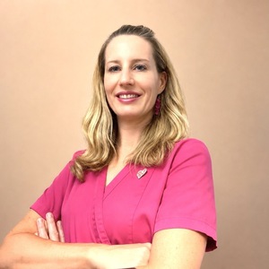 Céline LEPOUTRE Enghien-les-Bains, , Périnéologie Féminine, Prise en charge des femmes en Pré & Post Partum, Prise en charge des Diastasis, Pratique sportive & Périnéologie, Kinésithérapie & Cancer du Sein, Prise en charge des Lymphœdèmes, Drainage Lymphatique Manuel, Pose de bandes et compressions veino-lymphatiques, Traitement des cicatrices, Gymnastiques abdominales, Yoga en cours collectif, Yoga en séance individuelle, Yoga & Cancer du Sein, Yoga en Pré & Post Natal, Conseils nutritionnels / Micronutrition, Aromathérapie