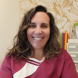 Laura POLO GUERRERO Tourlaville, , Périnéologie Féminine, Prise en charge des femmes en Pré & Post Partum, Prise en charge de l'Endométriose, Prise en charge des Diastasis, Pilates en cours collectif, Périnéologie Pédiatrique, Rééducation Ano-Rectale